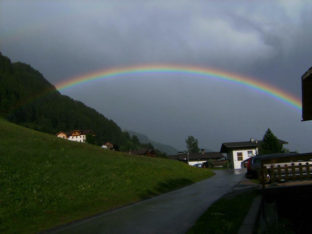 Gastehaus Alpenruh Hotel Prägraten Eksteriør billede